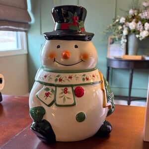 Pfaltzgraff Holiday Snowman Cookie Jar - White, Green, Red